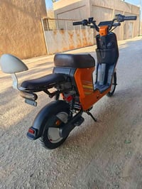 يولد دراجه R10 ريان فول ومكفول  .  الدراجه اي نقص مابيها كلشي شغال  . ...