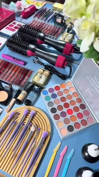 #كوزمتك #مكياج #عنايةبالبشرة واتساب07838351529