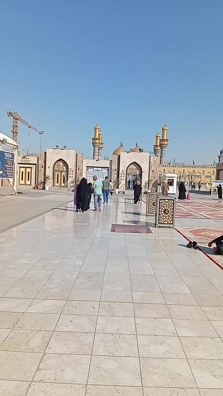 عندي بيت رهنيه 50متر قاطين
مدخلين استقبال و مطبخ حمام توليت داخلي وخارجي غرفه نوم كبيره 
البيت جديد وجاهز للسكن رهنيه 20 مليون واجار 100الف 
وقابل للتفاوض *********** بي واتساب 
العنوان الشعله شارع ابو طياره الشارع مقرنص
