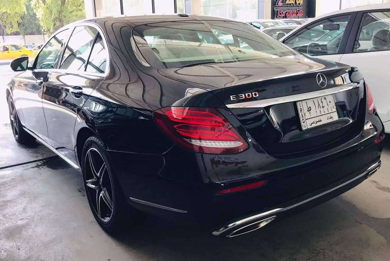 السلام عليكم 
مارسدس 
2018

E300

المواصفات 
سلايد روف
المقاعد جلد
كراسي كهرباء 
كأمره دواره
فول تحكم استيرن 
بصمه ابواب
بصمة تشغيل 
ويل كب
تبريد  خلفي
شاشه كامله
سستم اناره داخلي
حساس امامي خلفي 
بجم زنون
صندوق كهرباء 
تبريد لمس

وارد  امريكي 
بدون ايرباك 
حادث 

الاتصال على الرقم 
***********

العنوان معارض النهضه معرض الجمهوريه
