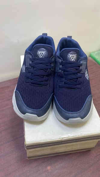 السلام عليكم 
حذاء باله ڤيتنامي طبي مريح
قياس 42 ويلبس 43
سعر 20 الف
مكاني بغداد بلديات
متوفر توصيل بغداد و محافضات
رقمي *********** اتصال واتساب بغداد
