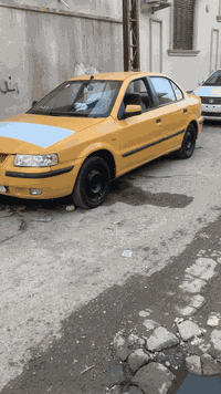 سياره كلش كلش نضيفه بدون خياس 
مديل 11بيها دخنه اول ما شغل شويه وتگطع 
ابيع هيئه غرامات ع مشتري 
اتكفل راعي وتحويل فقط 
سياره بدون تبديل كهربائيات كلها شغاله 
سنويه منتهيه سعر 22وبيها مجال بسيط 
مكاني بصره ***********
