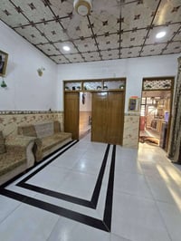 بيت للبيع   البراكيه شارع المطار القديم   مقابيل شارع السبيس  المساحه ...