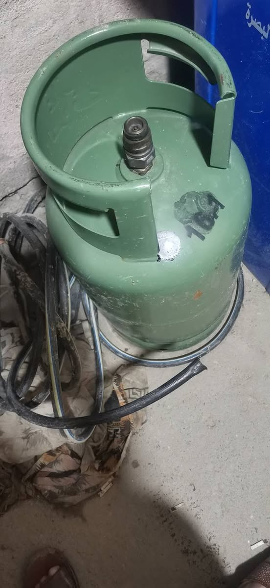 قناني غاز قناني غاز للبيع العنوان البصره رقم الهاتف ***********
