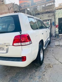 لاندكروز • ٢٠٠٩ • ٦ سلندر