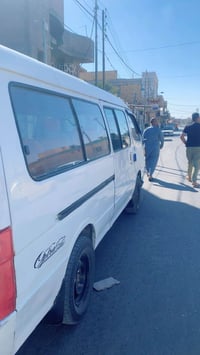 عمي ذا اكو وحده بنضافته وبشكله وبنصبته مرجوعه ههه جنبي موصليه مكفوله و...