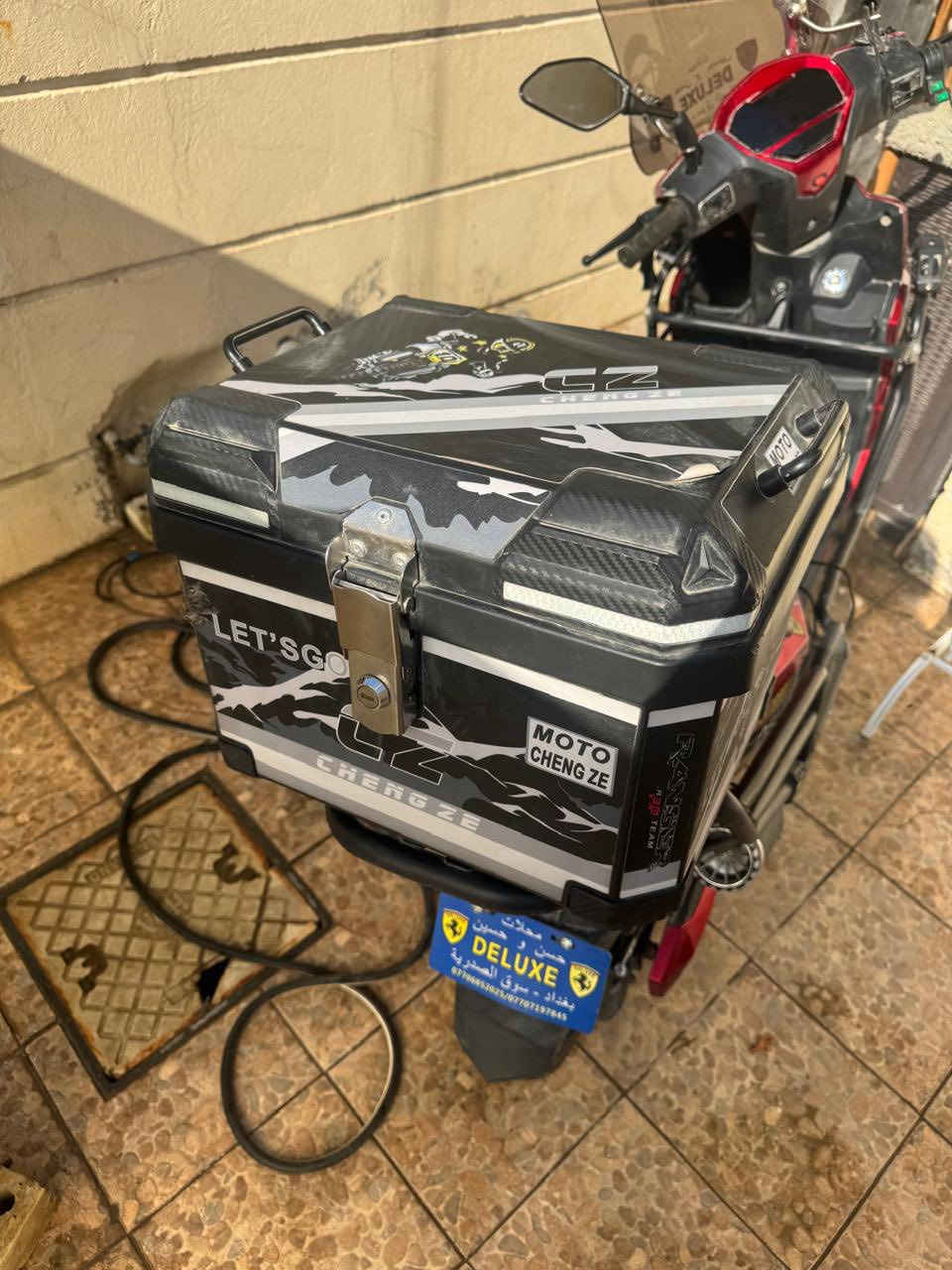 السلام عليكم دراجه للبيع جديده استعمال شهرين فقط بيها ضرر بسيط فقط المرايات وحده منهن مكسور العامود مالتها و الباقي كله جديد الله شاهد اشتريتها بمليون و نص و اريد ابيعها بمليون و ١٥٠ الف للتواصل ***********
