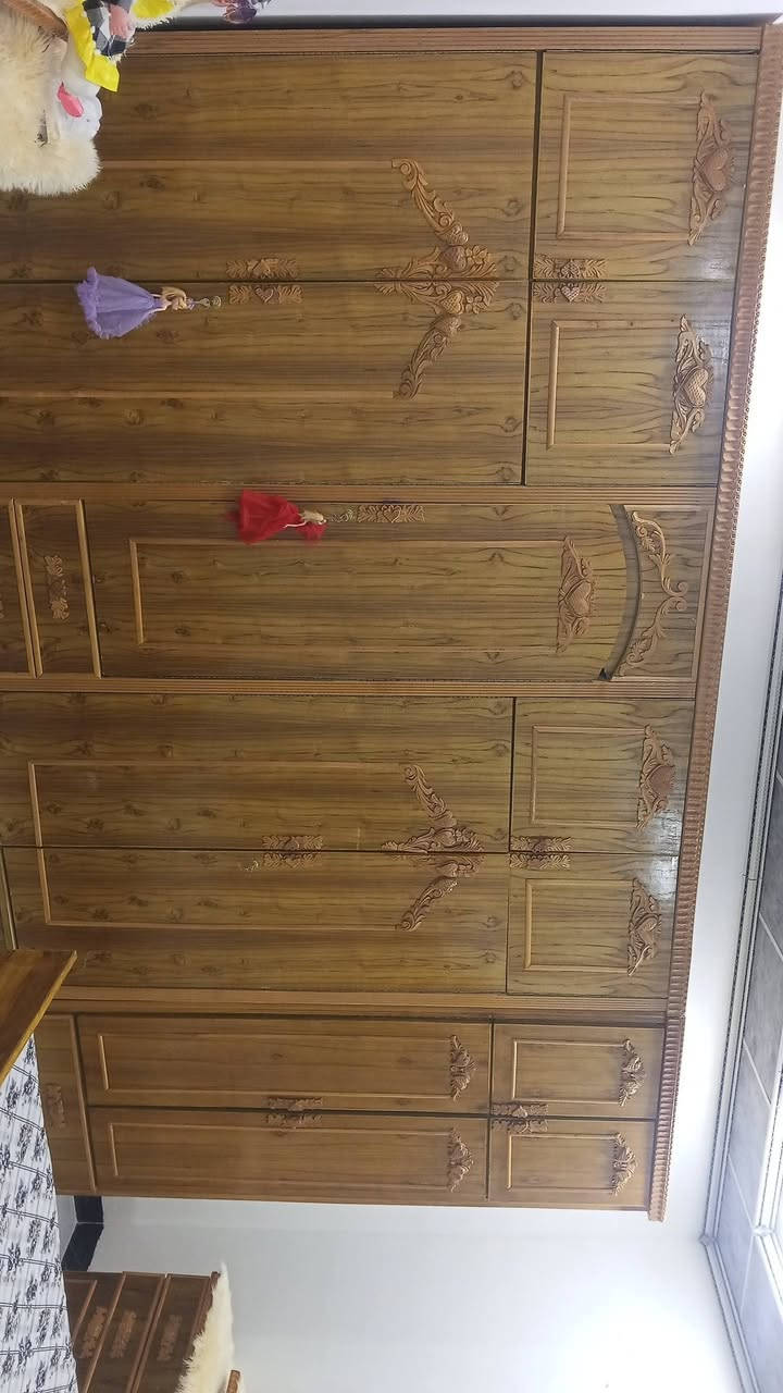 غرفة نوم ل ل ب ي ع 900وبيها مجال ***********
