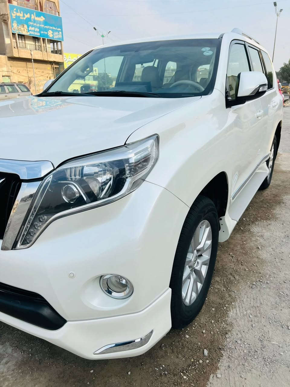 سلام عليكم سياره لبيع برادو موديل 2017رقم أربيل تحول سياره جديده معنه لكلمه سياره ماشيه 88 سياره 6سلندر فتحه كشنات جلد كهربائية شاشه اندرويد تخم تاير جديد سياره ما متعوبه مال بيت سياره جديده مكاني بغداد مدينه الصدر ***********
