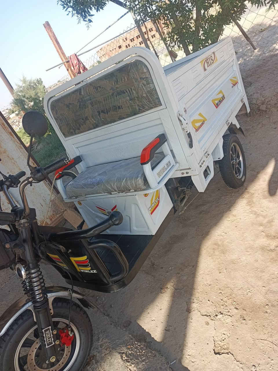 السلام عليكم ستوته شحن للبيع بطاريات جدد سعر خاص اتصال
‏‪***********‬‏
‏‪***********‬‏
