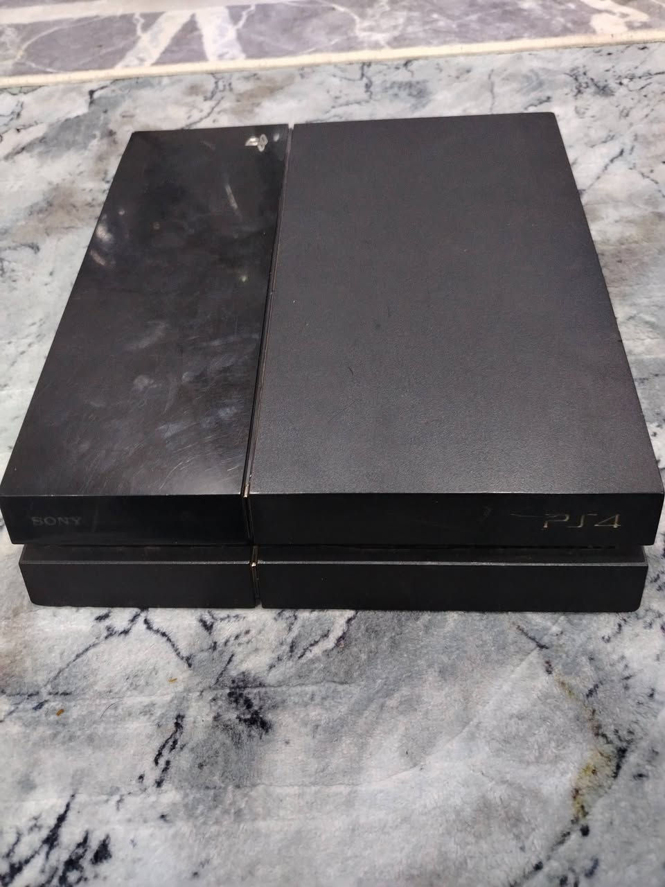 السلام عليكم بلي4 فات للبيع الذاكرة نص تيرا يجي ويا يديتين وقرصين مال فيفا23 ومال مصارعة 19 ويجي ويا الشواحن 2 وواير اجدي وواير تشغيل
بس بي مشكلة يطفة فجئة السعر 170 وبي مجال
(مكاني بصرة الحيانية دور الشرطة)


**إذا كنت صاحب هذا الإعلان وتريد حذفه لأي سبب، رجاءا أرسل رسالة إلى الدعم الفني**