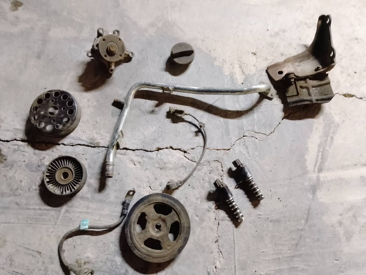 غراض اكسنت
قبق دهن 

حساسات 

Vvt 2

رولات مكينه اثنين 

بوري مي

واتر بم 

حساس دوانز 

سعر 50
***********
بغداد
