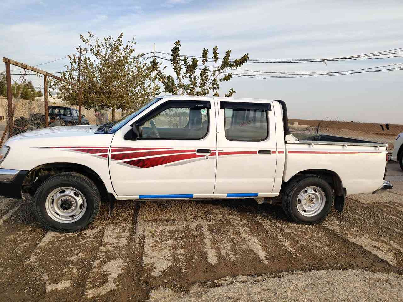 2002 ره قه م سليمانى غازوبه نزين گيرومه كينه شانسيوئه كسل  به شه رت

سه نه وى نويه
نرخ 79 
ژ  ***********
