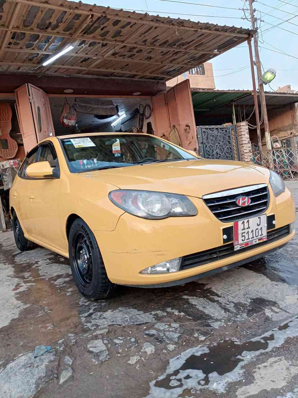 السلام عليكم الانترة موديل2007امريكي حادثها قبق جنطه فقط الباقي لبيل واحد  بدون دواخل السيارة احله من الصور
محرك 2000 مكفول كير 
تاب كامره السيارة مالبيت امسويلها ادامه كامله تخم تاير باتري شادهن جدد صدرامامي خلفي جديد مابيها اي نقص تبريد ثلج 🥶🥶🥶🥶
مصفر جامه جديده هزه جديد سنويه لل 31 جديده بسمي
السعر 88 وبيها مجال
عنوان بغداد
‏‪اثير ‏‪***********‬‏
 كورك ‏‪***********‬‏
