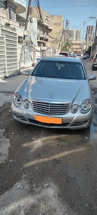للبيع W211 موديل 2008 E350 السيارة وارد امريكي كلين مكفوله من الصبغ وا...