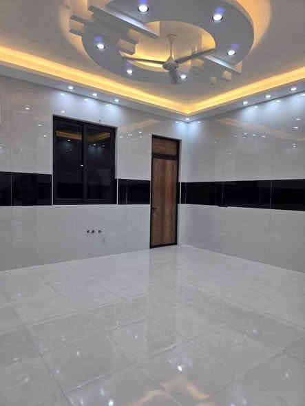 ا#يالله سلام عليكم واسعد الله اوقاتكم
*********** *********** 
الاعلان اليوم تحفه

دار سكن قاطين للبيع بناء 🏢 حديث وراقي بشكل 
مشاالله هسه كمل 
مو بيت عباره عن فيلا ماشاء الله 

يتكون من 6 غرف منام وديوان 

جنس العقار طابو ملك صرف زراعي بسم عراقي اصولي سند ٢٥

#المساحه200 متر 

يحتوي القاط الاول على غرف منام 2 كل غرفه بيها حمام 
و ديوان كبير
و مطبخ 
او مناور
و صاله و وصحيات داخلي وخارجي 
وگراج 
اما القاط الثاني يحتوي على غرف منام 4 اثنين منهن بيهن حمامات 
بلاضافه الى صاله وصحيات 
كراج سياره 
العنوان بصره أبي الخصيب البهادريه جهة الشط قريب  على سايدين داخل 
موقع راقي 😎 

جميع الخدمات متوفره ماء كهرباء شارع تبليط 10 متر 
شغل البيت كله درجة أولى
بيت فارق جاهزة للسكن تستلم بيتك عند المكتبة مباشر 
السعر 220 مليون  و بي مجال للشراي مكتب عقارات النور الذهبي عنوان المكتب ابو الجوزي مجاور معمل الجابري للسخانات مكتب مجاز قانونيا نستقبل كافات عروضكم العقار *********** *********** البصرة
