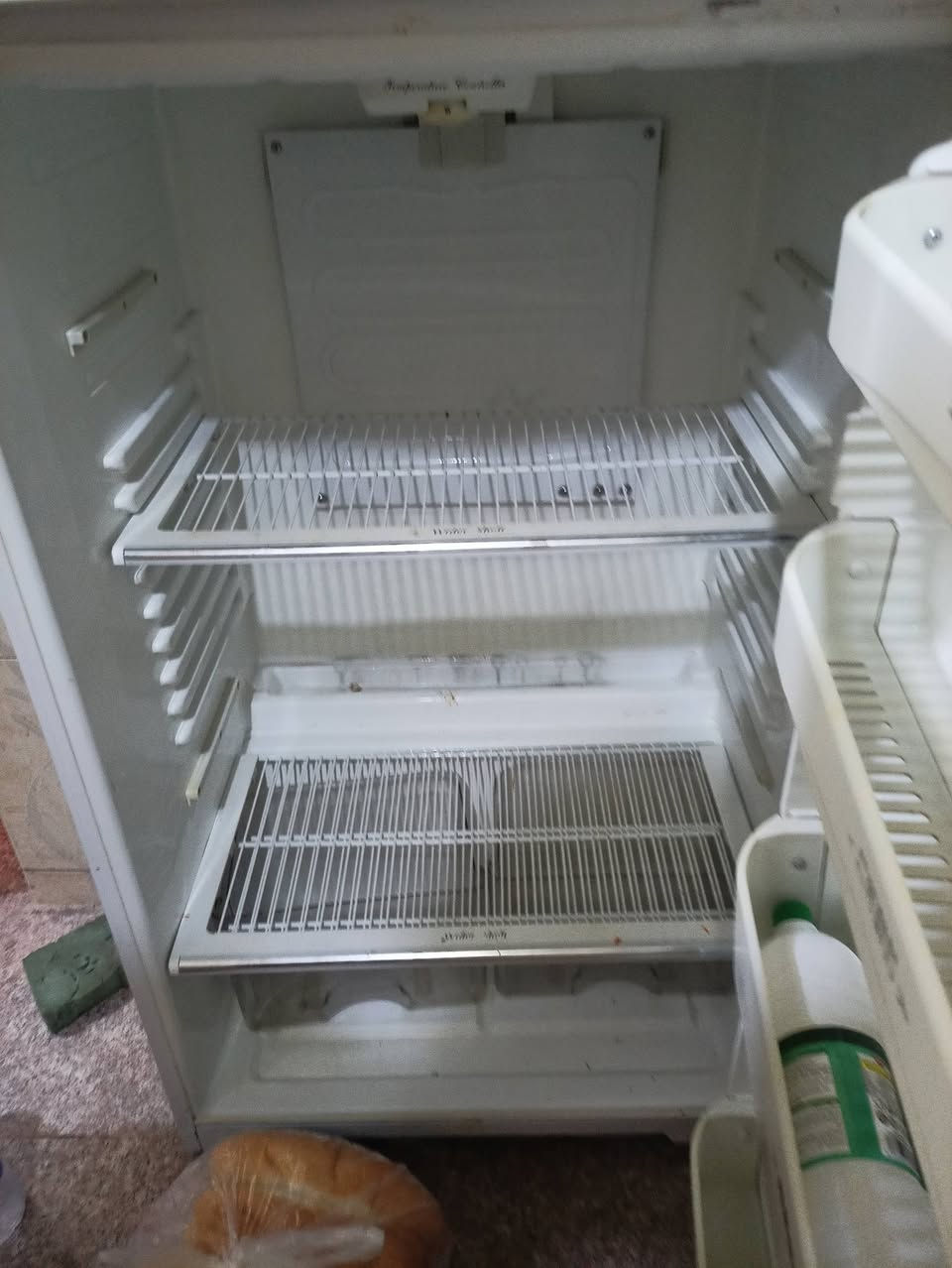 اثاث مستعمل نظيف للبيع
للاستفسار: ***********

