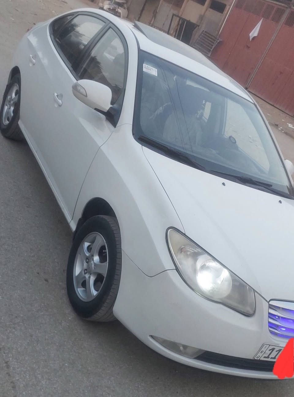 السلام عليكم  الانترى خليجي موديل ١١ فول مواصفات  محرك ١٦٠٠ مامفتوح  ماشيه ١٣٠ ألف  اربعه دسك شاشه كامره  اريل تحكم ستيرن  شغال  فتحه اشاير بل مري تخم تاير جديد حداديه جديده   سياره كلش نضيفه وجاهزه على اخر حبايه  رقم بغداد  نكليزي  سنويه بأسمي  لغاية ٢٠٣١  تبريد ثلج  شرط   رقمي بي واتساب ***********ابو مصطفى
