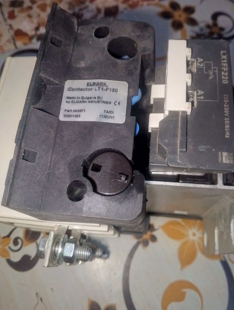 كونتكر ايل مارك ( الصنع بلغاري)( 200 امبير) للبيع


**إذا كنت صاحب هذا الإعلان وتريد حذفه لأي سبب، رجاءا أرسل رسالة إلى الدعم الفني**