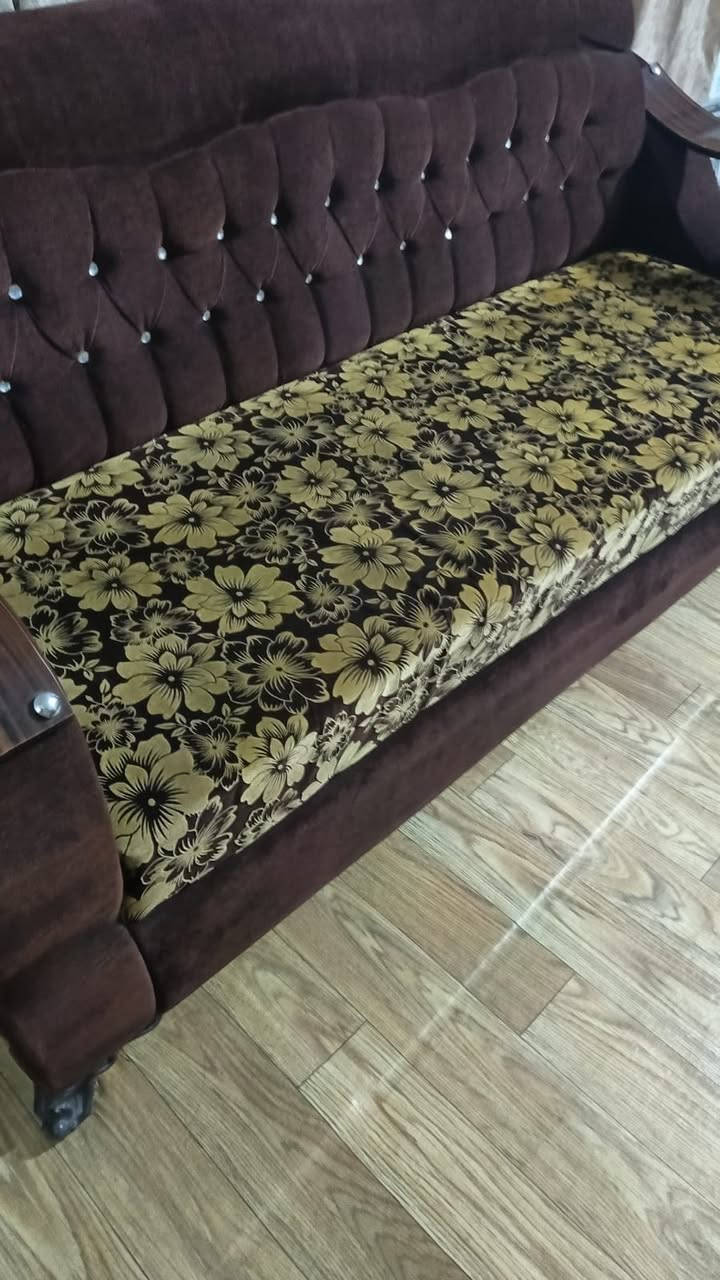 تخم 8 مقاعد ب250 وبي مجال


**إذا كنت صاحب هذا الإعلان وتريد حذفه لأي سبب، رجاءا أرسل رسالة إلى الدعم الفني**