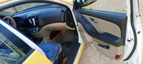 السلام عليكم سياره للبيع النترا 2010 سياره حلوه جديده خط جوال تدفع تبريد شقاقر ماكينه جديد اسمي ***********
