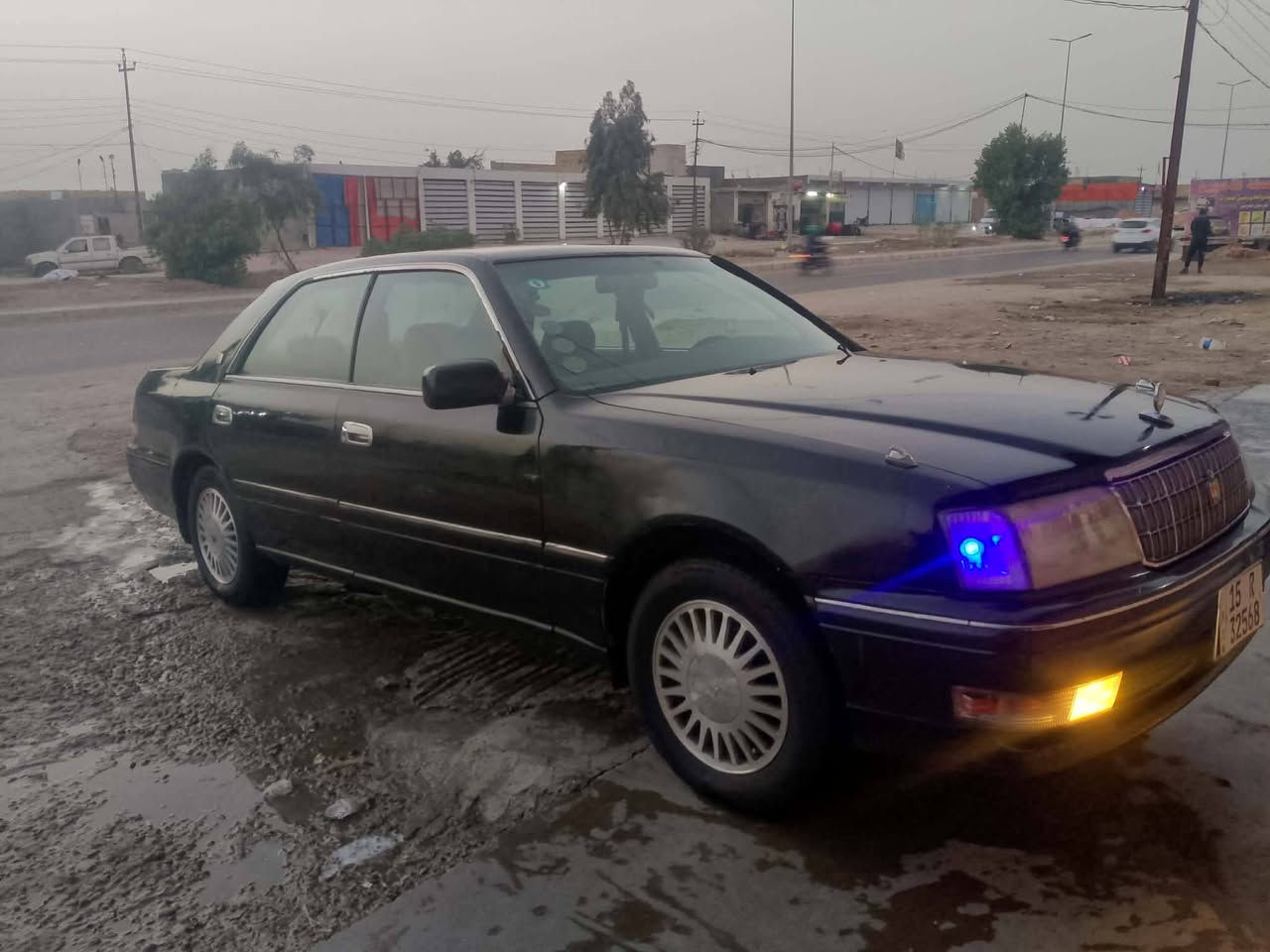 السلام عليكم
راس الثور فلات للبيع موديل 97
رقم أنبار بسمي سنويه لل 30
كير مكينه 3000فيشه وبطل اسود خير من الله 
تبريد كهربائيات كلهه شغاله مكفوله كص ونقل جثه وضربه السعر 74 وبيهه مجال مكان سياره الديوانيه قضاء غماس للأستفسار الاتصال ع رقم ***********.
