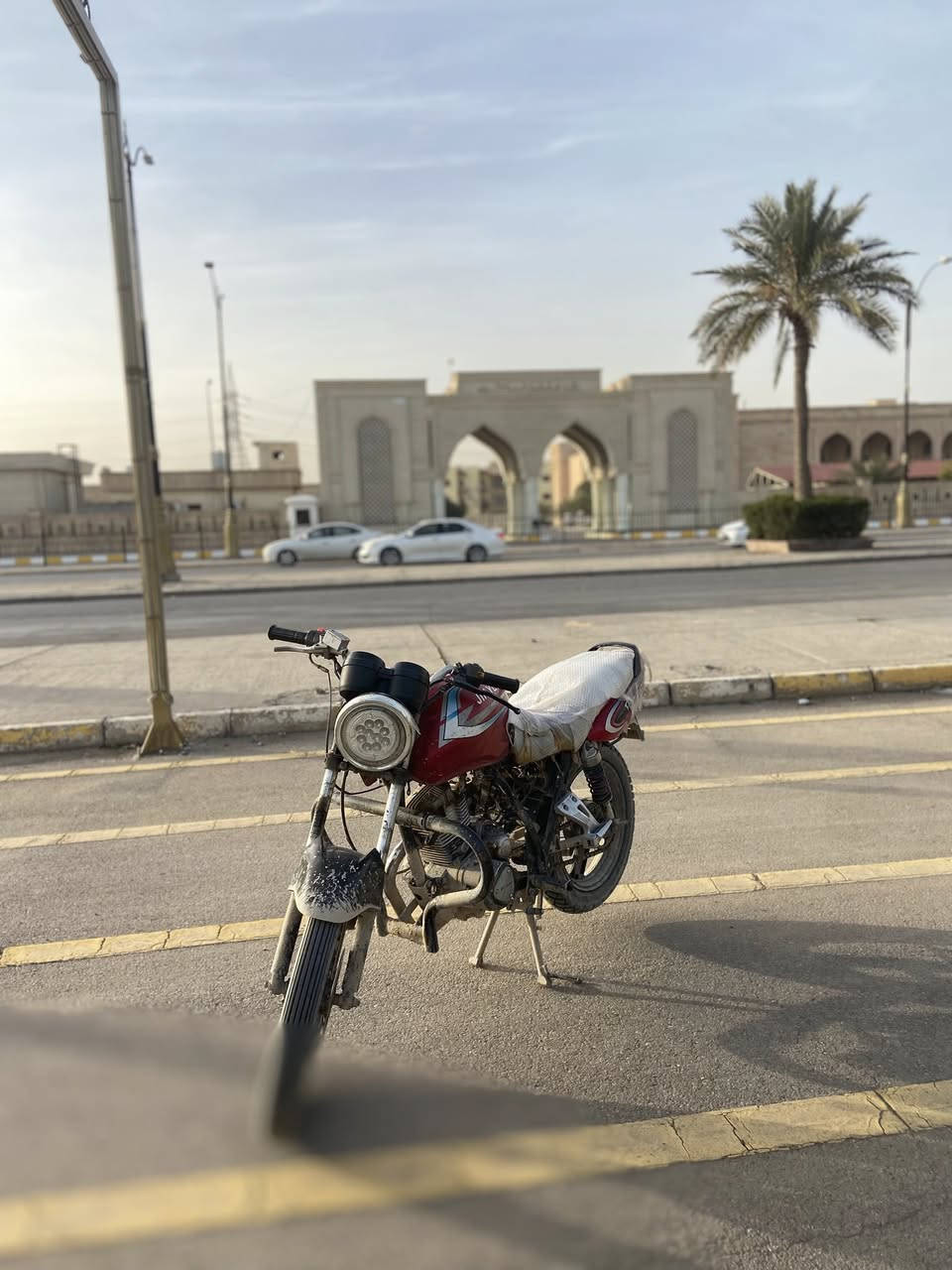 السلام عليكم باندا للبيع محرك 150 مفتوح مره وحده 5 كير ע تبخير ولا تنقيص فول نشاط كهربائيات كلها شغاله بي نواقص بسيطه السعر ٢٥٠وبي مجال للشراي رقمي***********
