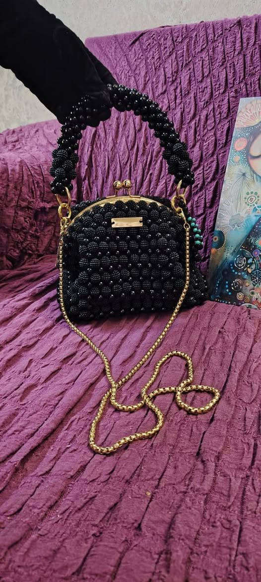 جنطة فتافيت السكر لمحبي اللون الأسود


**إذا كنت صاحب هذا الإعلان وتريد حذفه لأي سبب، رجاءا أرسل رسالة إلى الدعم الفني**