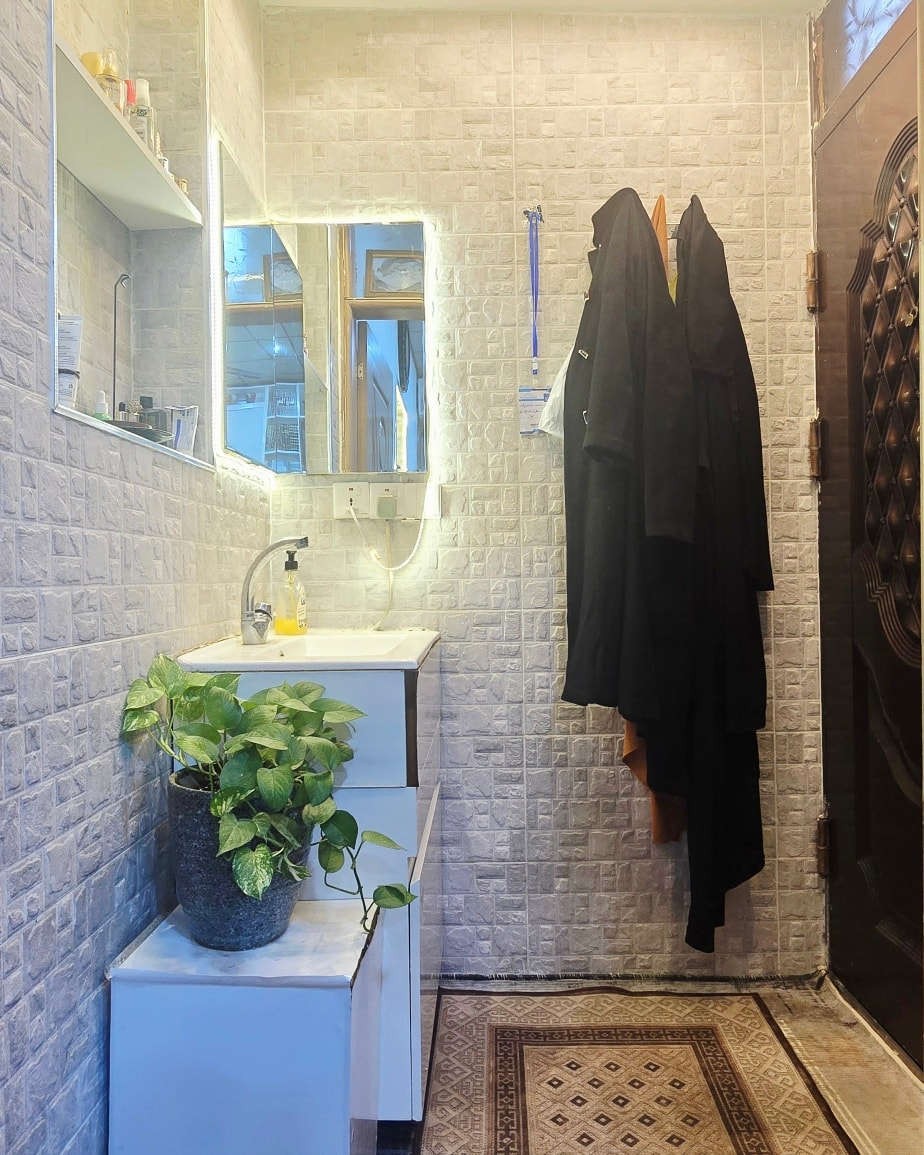 السلام عليكم
ئه م خانووه بۆ فرۆشتن بو ئه وه ي نرخي خانوه كه ت زوو بي بكات لايكي به يجه كه مانت بير نه جيت 
♦️ شوێن کەلار/ به رده سور نزيك ديوان مول
♦️رووبەری80 مەتره  4×20
👇👇پێکهاتووە لە دوو قات كامل ده رجى خارجيه بو دوو ماليش ده بيت
ايستا ده توان بينرمان بن له تيك توك https://www.tiktok.com/@aqarat.salam?_t=8rTNtXNdXwi&_r=1
_______________________________↘️⁩
موواسەفاتی⬇️⁩تابويه 
خانوویەکی پاک و خاوێنە
کاشیە _ سەقفی ثانوى _ ده ركاي پلاستیکه توركيه. جبسنبورده شوينكي زور شازي هه يه نزيكه له هه مو شتيك 

ئێوەی بەڕێزیش گەر موڵکتان هەیە دەتانەوێ بیفرۆشن یان دەتانەوێ بەکرێی بدەن
دەتوانن تەواوی زانیاریەکان بة نامةي مسنجةر بنيرن بو پةيجةكةمان 
📌 ناونیشانی تەواوی موڵکەکەت
 لام) ناونیشان شه هيدان به رامبه ر هه رزان بازاري خه ونه كان ٢ نزيك ته لاري ديندار 

 *********** م سه لام تايبه ت به كرينو فروشتني خانو 
  
٠٧٧٢٢🏡 چەن وێنەیەکی موڵکەکەت
💲 نرخی موڵکەکە ت
بو زانيني نرخ زماره ١ دانه يان تيل بكه به نوسينكه ي 
(سه٢٦٢٩٧٩ م صالح تايبه ت به كريداني خانو 
________________________
