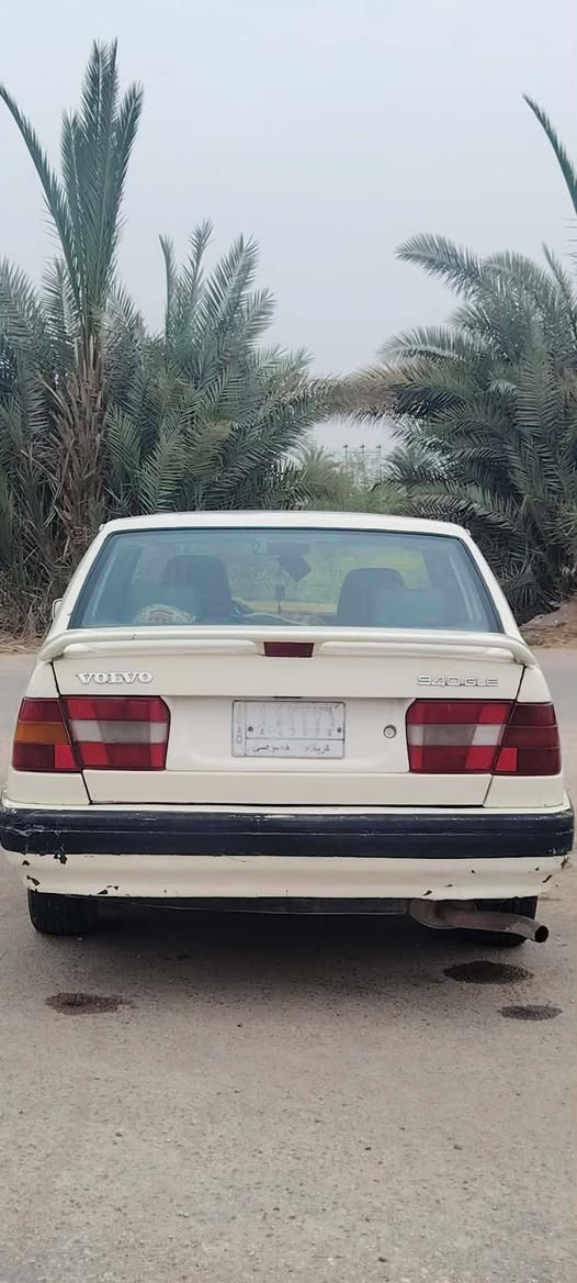 السلام عليكم للبيع او المراوس ب 7 راكب فالفووو 940  موديل 93 محرك وكير ونجي تبريد شغال حداديه تايرات باتري كله جديد كهربائيات كلها شغاله مصبوغه عام بيها معجون قليل  بالقماره المكينه بيها بخار   رقم كربلاء بسمي السنويه لنهاية 2027 تحويل نفس اليوم ب 45 ورقه  وبيها مجال مكاني الديوانيه غماس رقمي  ***********
