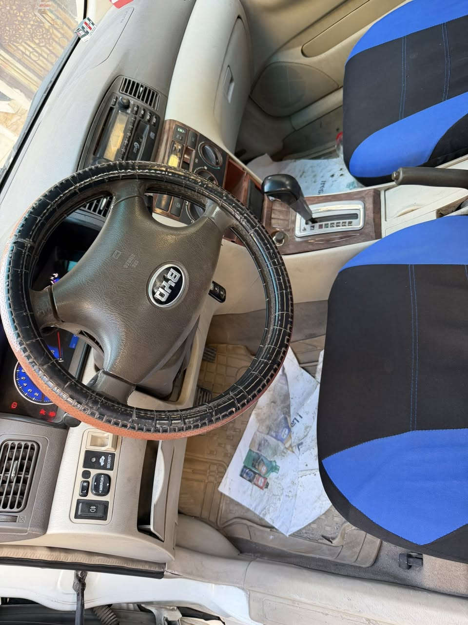 السلام عليكم اخوان لي وأي دي أف ٣ بيها صبغ شوية بالباب الأمامي سيارة جديدة ماشية ٩٤ كير ومحرك كله تمام تبريد شغال كير اوتماتك موديل ١٣ سنوية جديدة بسمي سعرها ٥٨ بيها مجال بسيط مكاني الدورة للاستفسار ***********
