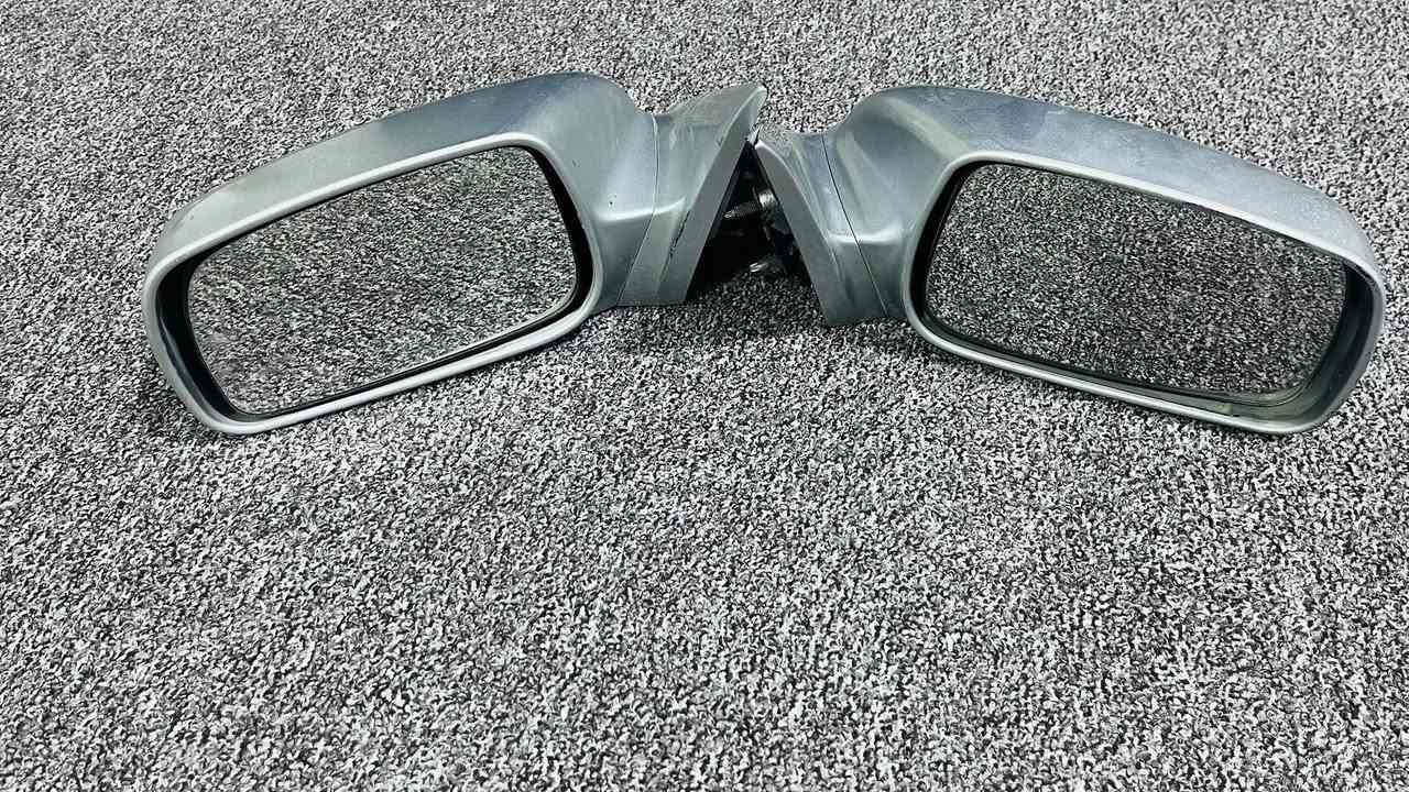 مرايات جانبية كامري  يرهمن من موديل7 الى 10. السود شفط واشارة وترحيب وارد يابان مال حاوية. ب120. والسلفر امريركي. ب60


**إذا كنت صاحب هذا الإعلان وتريد حذفه لأي سبب، رجاءا أرسل رسالة إلى الدعم الفني**