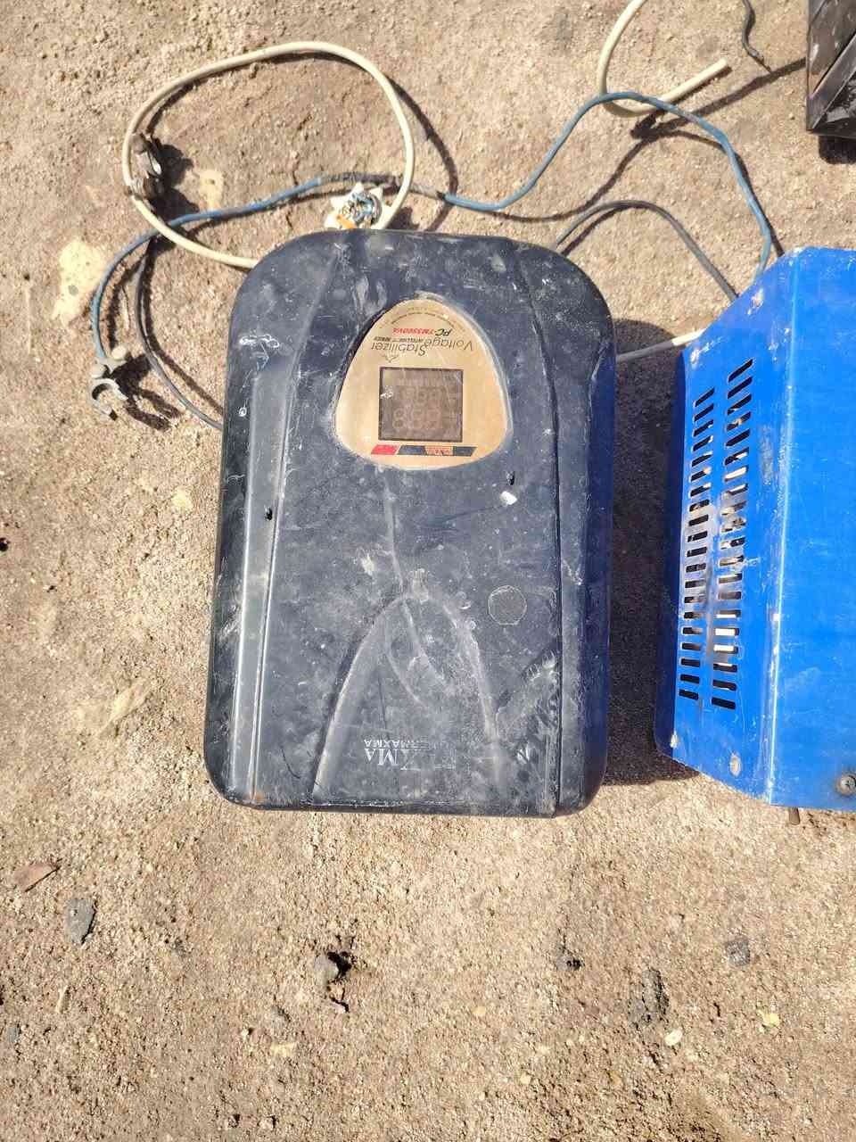 اسلام عليكم  خوان رافع  عدد 3 وحده عاكسه كلهن قفلهن 2500  ( ستفسار ***********
