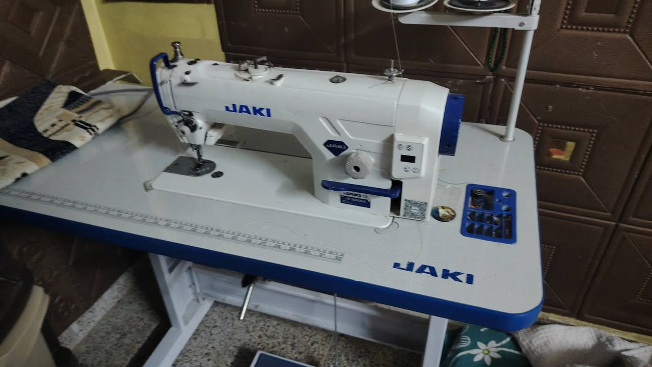 صباح الخير مكينه جديده مستعمله شهر مال البيت اشتريتها 350 ابيعها 270بي مجال


**إذا كنت صاحب هذا الإعلان وتريد حذفه لأي سبب، رجاءا أرسل رسالة إلى الدعم الفني**