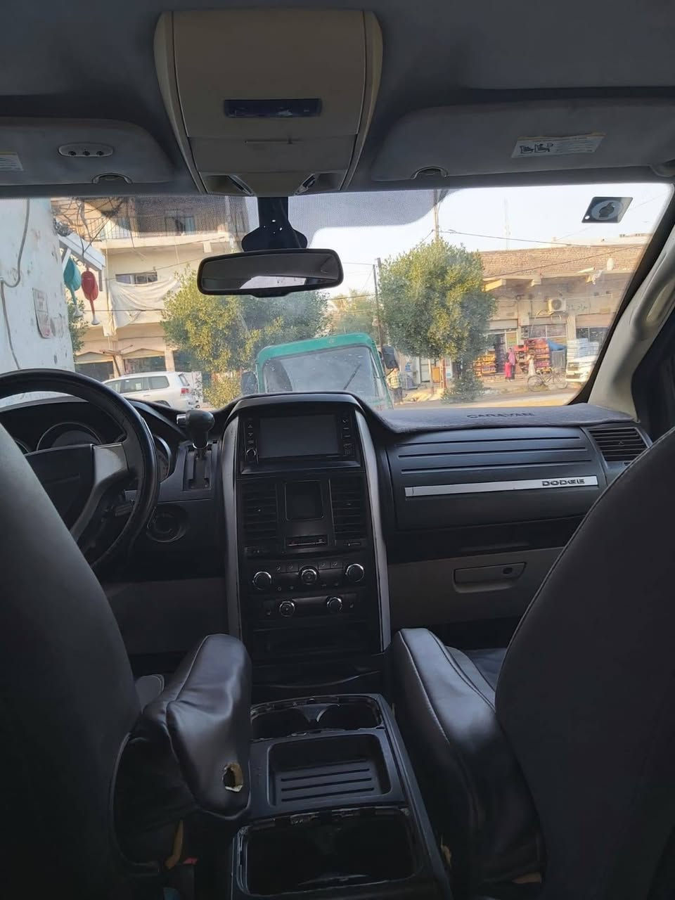 السلام عليكم
للبيع دوج كرفان ٢٠٠٨ مكينه ٣٨٠٠ فوول مواصفات رقم بغداد بااسمي تحويل ثاني يوم تخم تاير جديد باتري جديد مكينه كير صدر تبريد تدفئة كله مكفول مكانها ديالى سعرها ١١٠ للتواصل ***********

