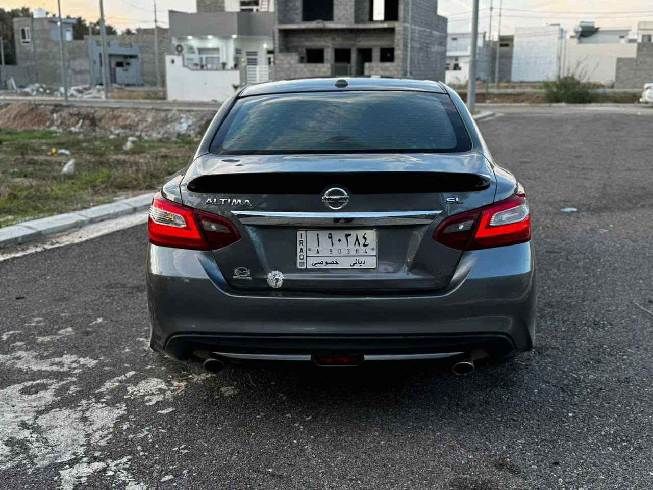 نيسان التيما موديل 2018
فئهSLفول عدا فتحه 
گير محرك كله بلاد  
براد دهن گير كله جديد 
صدر امامي مضبوط 
صبغ سياره حزام بشرط بدون 
ضربه كلير سعر110     ***********
