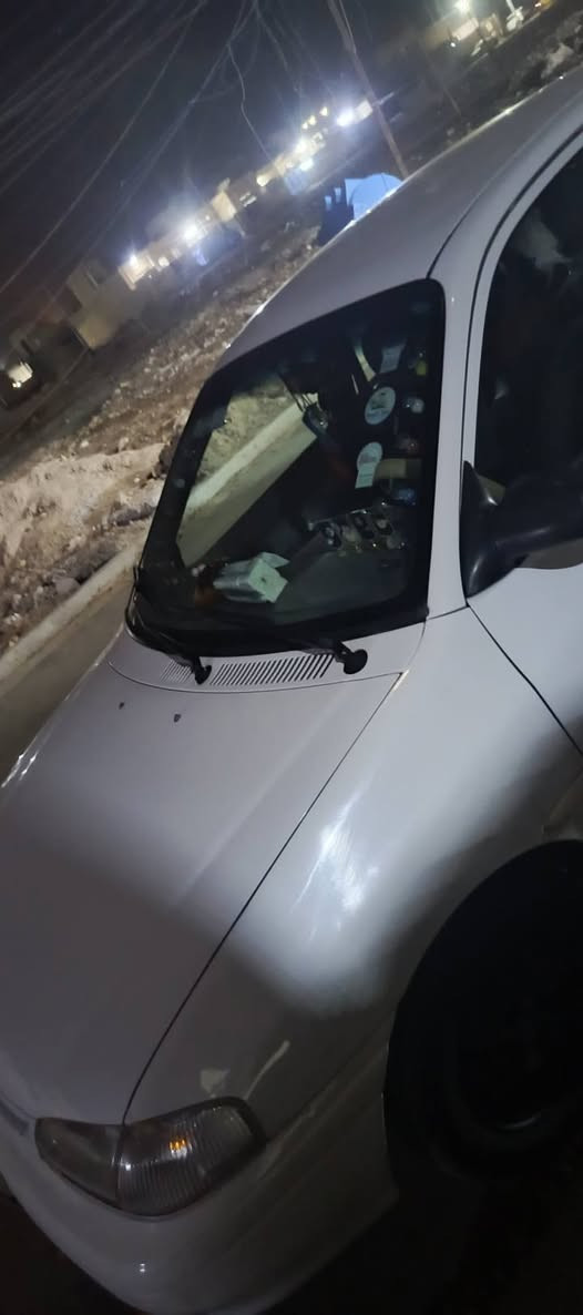 كيا افلا موديل 97ما ناقصه اي شي سياره نضافه فول بس التبريد ليك مكان ميسان راعيها يريد تحويل مكانه كربلاء رقم بغداد السعر 38بيه مجال قليل ***********
