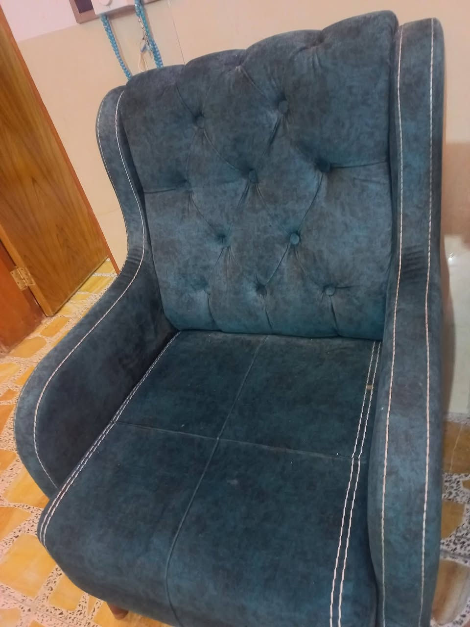 تخم لون تركوازي غامق ٨ مقاعد للبيع
عنوان بغداد الدورة 
مراسله خاص


**إذا كنت صاحب هذا الإعلان وتريد حذفه لأي سبب، رجاءا أرسل رسالة إلى الدعم الفني**