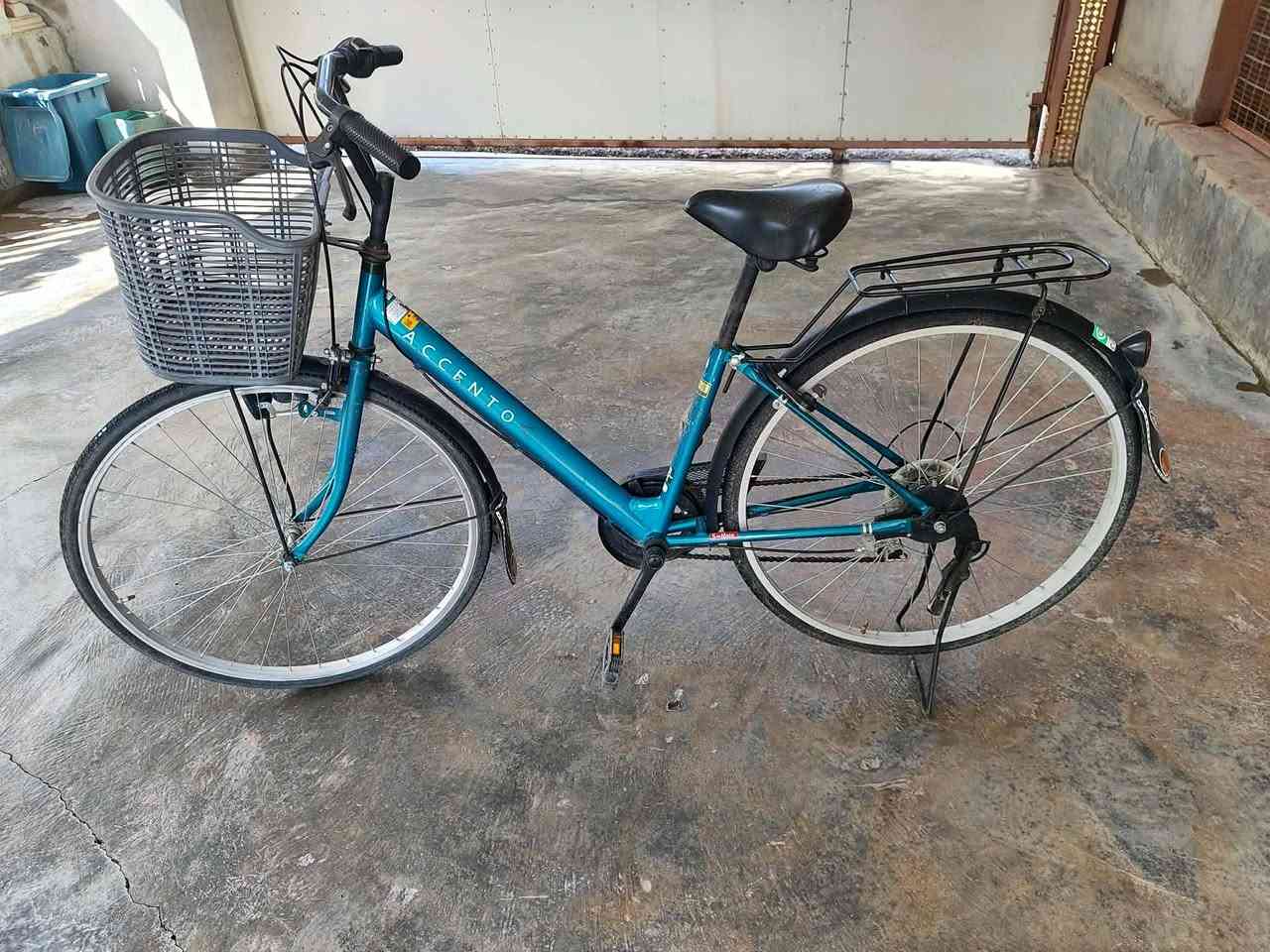 بويسكل للبيع حجم 27 كامل ما بيه اي نقص السعر 80 وبيه مجال قليل للشراي الرقم ***********
