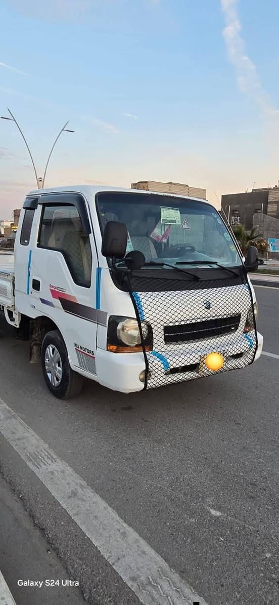 بسم الله الرحمن الرحيم 
 للبيع كيه فونتيرا ام عيون موديل 2000رقم بغداد تحويل مباشر مكينه كير 3000خير من الله  حداديه تخم تاير  كهربائيات  كله شغاله  شاصي رقم شاصي كفاله السعر (68)وبيه مجال مكان السياره البصره  رقم الهاتف ***********\***********
