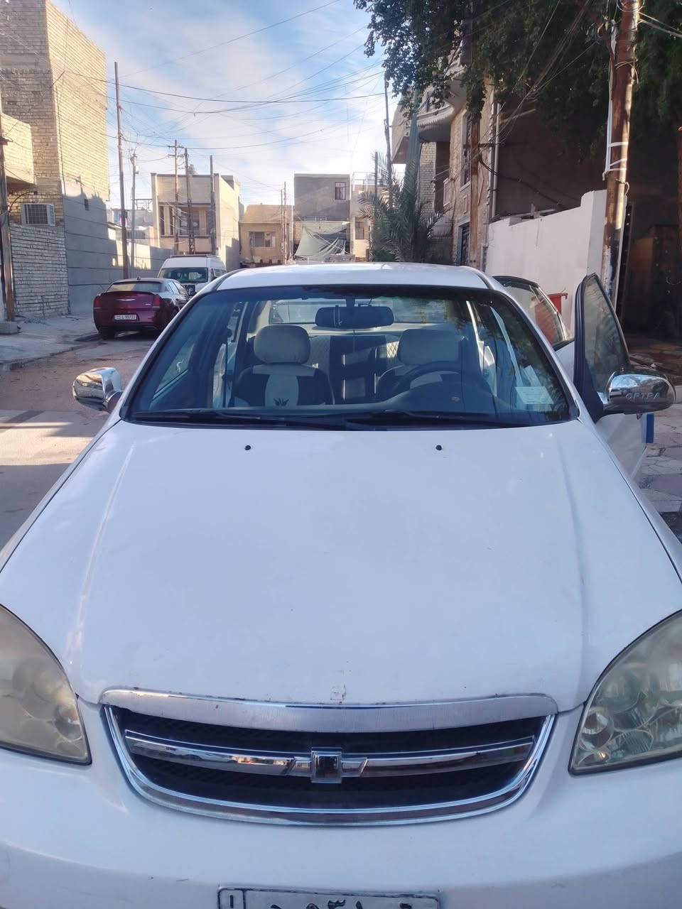 سلام عليكم وابترا للبيع شركة للعامه 20011 رقم بغداد مشروع وطني سياره حلوه وخير من الله محرك وكير مكفولات تخم تاير صدر إمامي وخلفي جديد تبريد وتتدفئه شغال مكفله من ضربه وتبديل  سعر 73 وبيهه مجال عنوان بغداد جميلة   استفسار ***********
