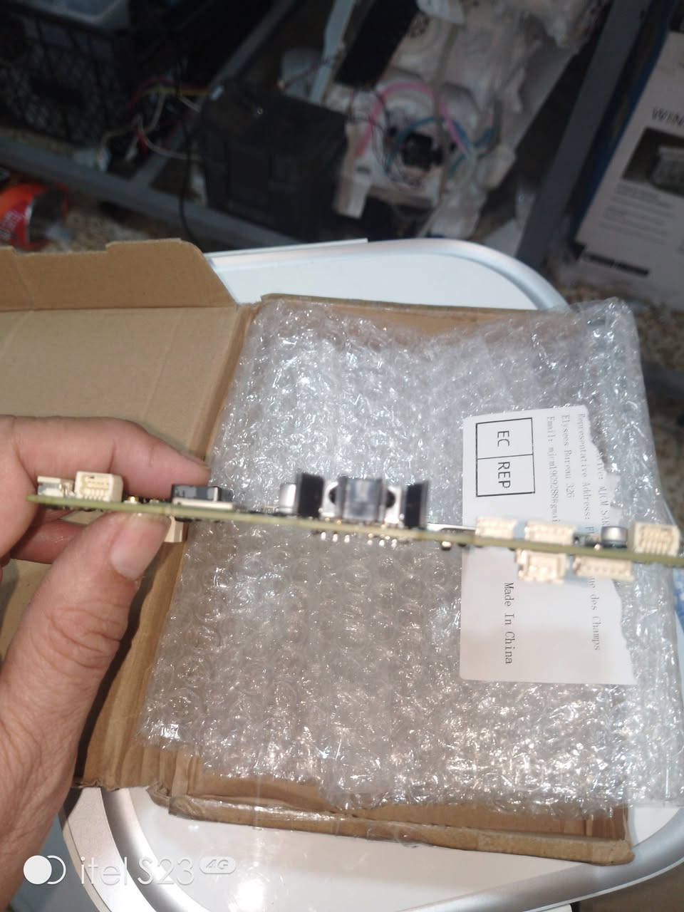 يتوفر كارت مذر بورد جديدة بكارتون لمكنسة الروبوت ايكؤ فكس مخصص لمديلات N8


**إذا كنت صاحب هذا الإعلان وتريد حذفه لأي سبب، رجاءا أرسل رسالة إلى الدعم الفني**