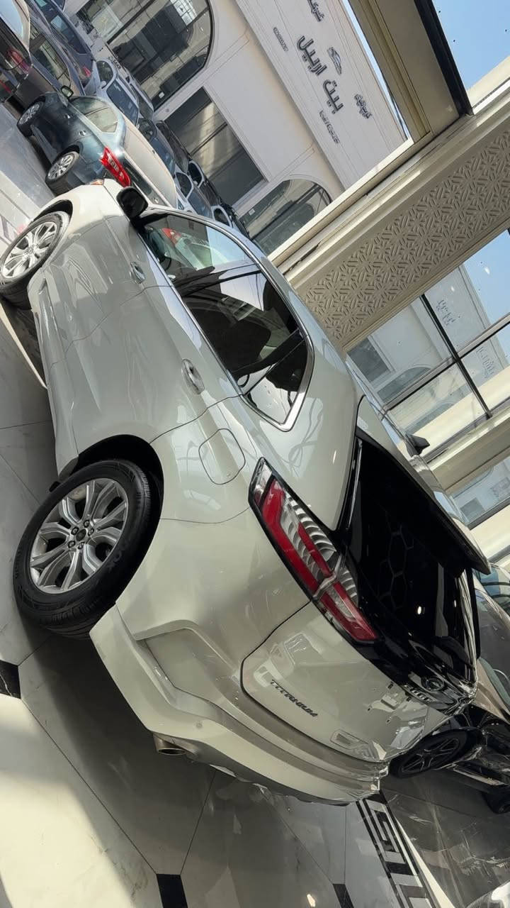 فورد ایدج تیتانیۆم فول بێ پانۆراما  
صندوق شفت ـ شغال ـ گوشن هیتەر ـ گوشن خەزن ـ جلد ـ رادار ـ شاشە تێسلا ـ تحکم ستێرن ـ سماعە بۆس

۳ پارچەی صبغە بۆنید چاملغ دەرگا سكن کەمەک سەری شاصی سكن کلێرە بێ مەعجون و لەحیم شەرت رەقەم و ۳ پارچەشی کلێری ئەمریکایە 
٣ قطع صبغ بنيد باب جاملغ سكن راس شاصي سكن كلير بدون معجون و لحيم بشرط ترقيم و ۳ قطعە کلیر امریکی

ماشيه ٨،٠٠٠ الف

2FMPK4K92PBA40919

148$

0750 4874977 أربيل, العراق
