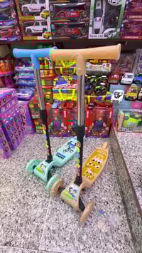 🚀🔥 وصلت تشكيلة سكوترات جديدة ومميزة!  دلّي أطفالك يستمتعون بأحلى تجربة...