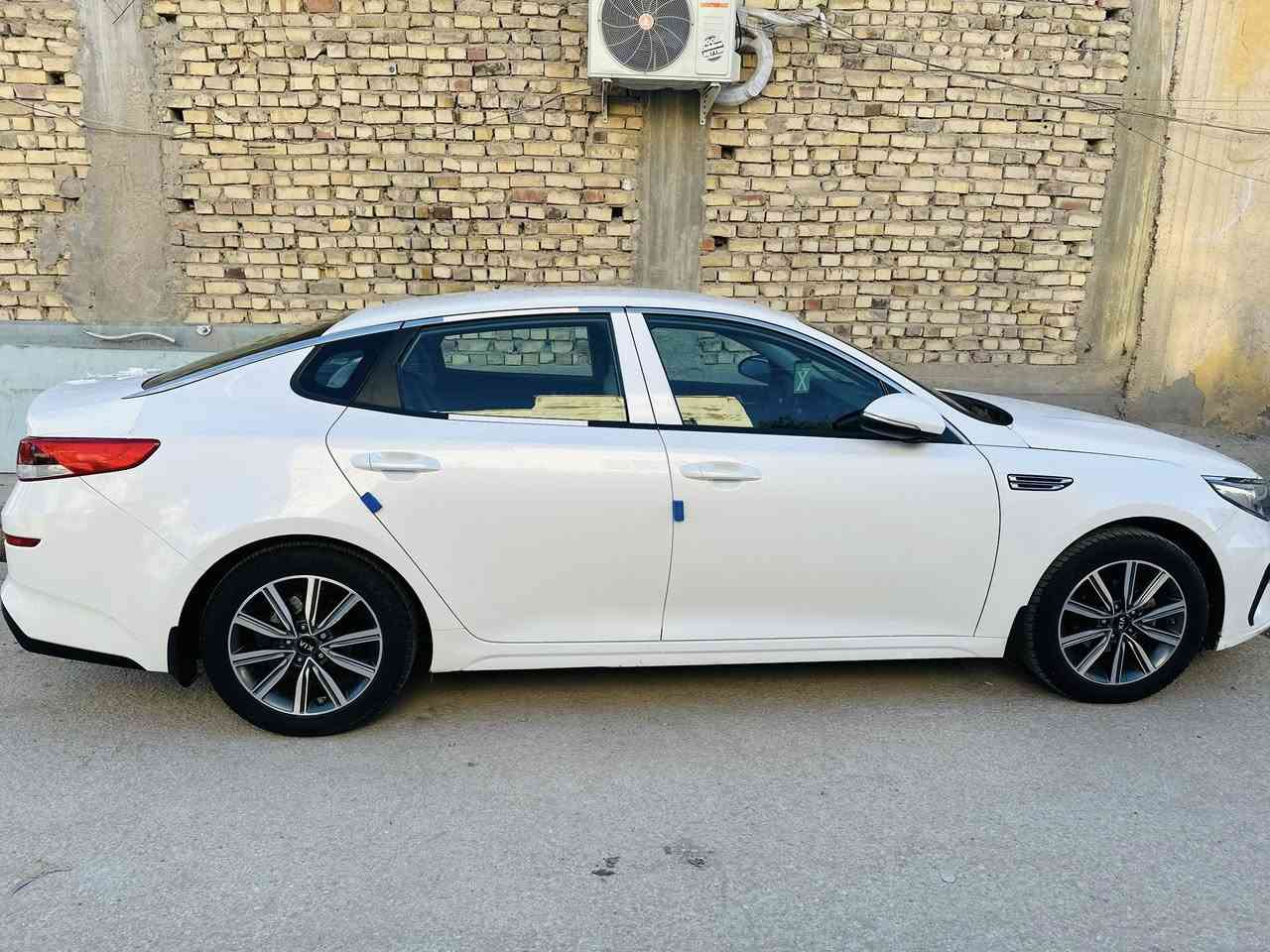 اوبتيما 20 خليجي للبيع او المراوس حسب القناعه
محرك 2400 حره ب اسمي  مكفوله كفاله عامه نص فول 
للاستفسار الاتصال ***********
او مراسله
