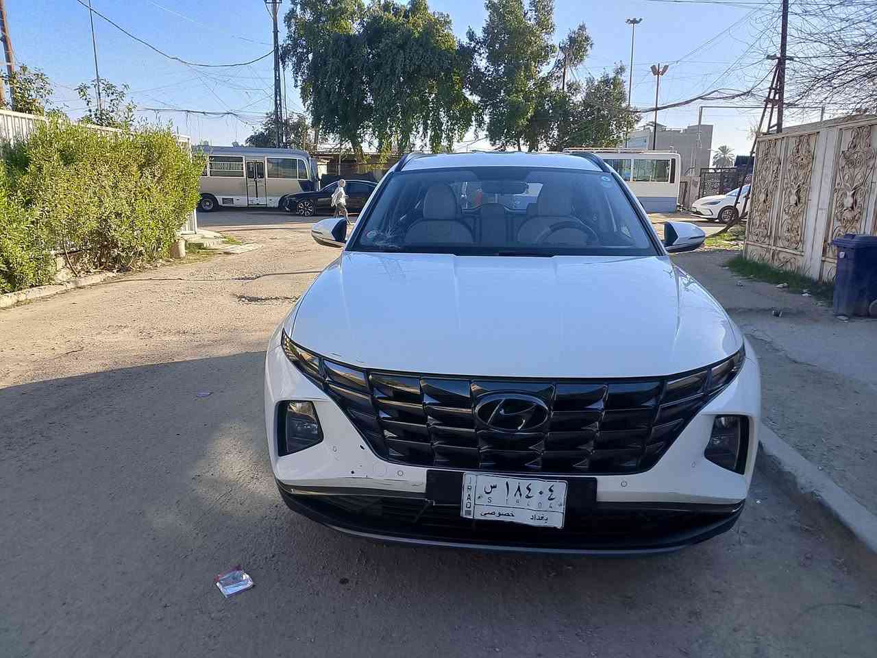 توسان 2023 خليجي
فول مواصفات على الفتحه 
بيه طخه خفيفه  4 اصابع بالجنطه 
واصبعين بالبنيد موضحات بالصور 
مكفوله من ضربه 
مطلوبه للمصرف باقي عليها 3 سنوات ونص
موظف استقطاع مباشر واي ضمانات اني حاضر 
ابيع سعر جوه السوك ب 183 ورقه 
لان محتاج فلوس 
مكاني بغداد/ الغزاليه 
***********
