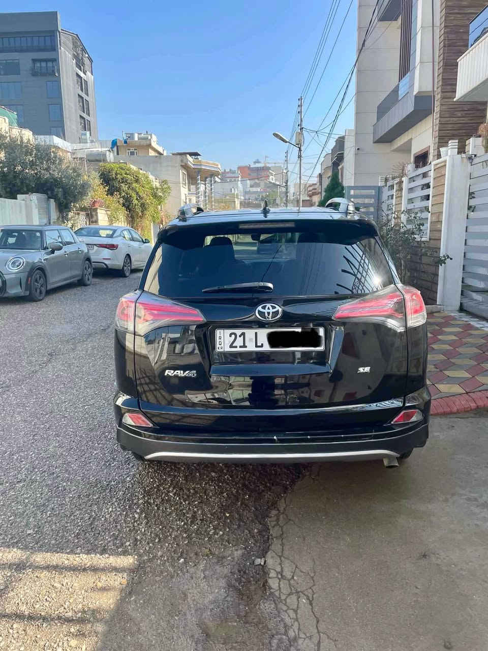 توێۆتا ڕاڤ4 مۆدێل 2018  Se  
سڵایت  بەسمە و دەرگا بەسمە كوشن جلد و كوشن سارد و گەرم و كارەبا ڕادار و ناوچەی كوێر  سنوق جەگ  چەندین مواسەفاتی تر 
تەنها یەك پارچە بۆیاخە دوو جێی بچوك سارد سەنەوی ڕەقەمی تازەیا تا كۆتای 2029 دینار مەسرەفی تیا نیە 
نرخ 174 مەجال 

ژ.م *********** 
*********** السليمانية, العراق

