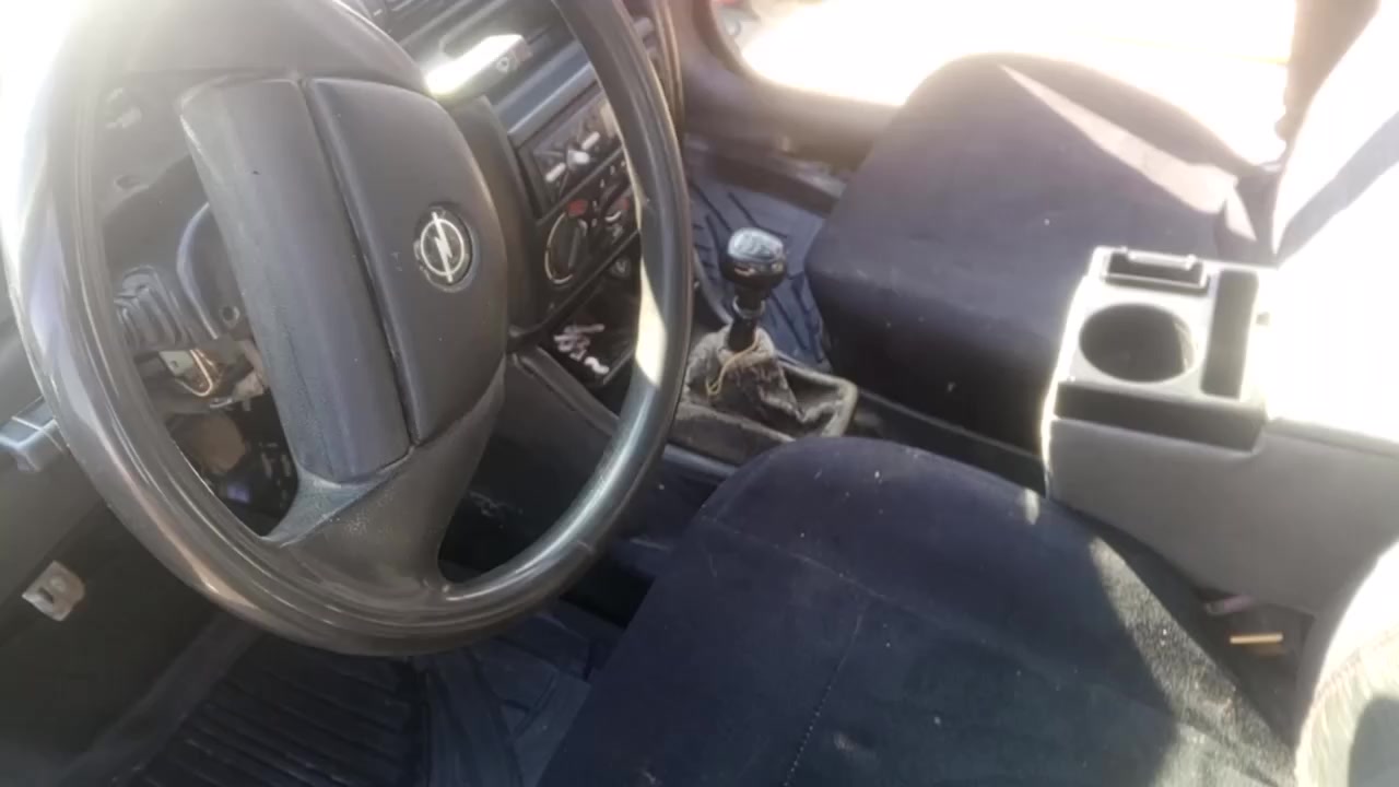 السلام عليكم
اخوان مكلف بنشر 
اوبل استرا.موديل 93. حجم 20محرك نفخ وكير شرط 
سياره حلوه.. وشرط اتراي بغداد.... 
سنويه عضم...وبيهاكابون ورقم انگليزي نينوى 12شرط تحويل 
وسيارة احلا من الصوره... الموقع اسكي موصل 
السعر 47وبيها مجال للشراي... ***********
