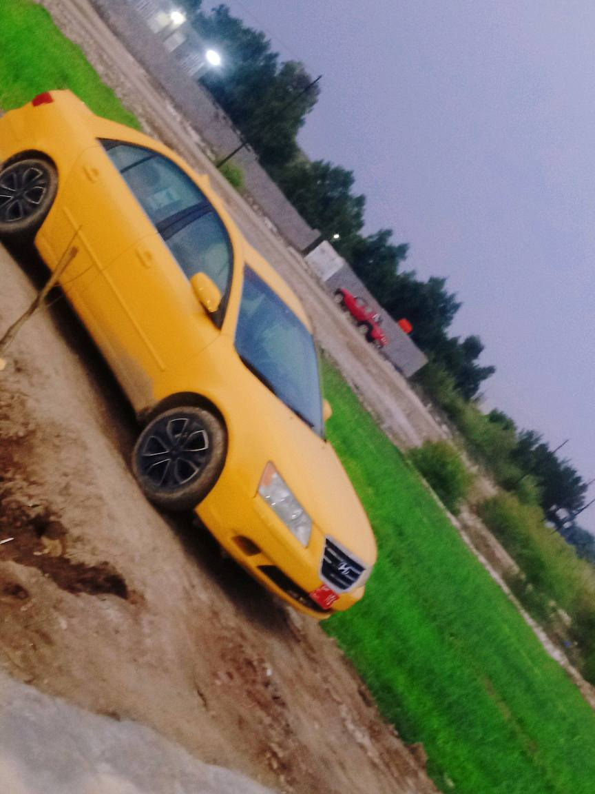 السلام عليكم من رخصت الدمن المحترم للبيع سوناته 10فول اصولي راعيه ميت رقم واسط سياره جاهزه مكينه وكير وحداديه وكهرباء ودواخل تبريد ثلج مكينه الفين واربع ميه السعر 58 وبيه مجال بسيط المكان واسط *********** وتساب وخاص مفتوح
