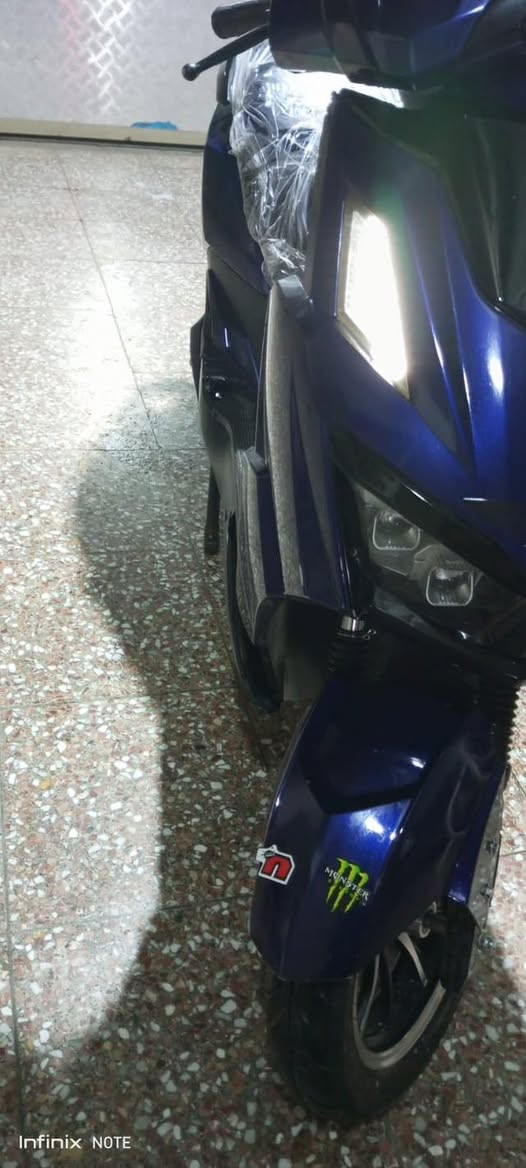 السلام عليكم دراجه جديده استخدام  شهرين انطخت عندي بلباب مال البيت وانكسرت التريشه إلي جوه الكفر  ابيعها ع وضعها جدا جدا نضيفه استخدام قليل سعر٦٥٠ مكاني بلديات مواصفاتها كل اتي وكل نقص ماكو جديده جدا جدا

 ملف نحاس2000 
سرعه حقيقيه
نضام p ثلاث سرع
نضام بك خلف
اضائه زنون 
  بطاريه مسطره عدل 6كبير بصمات عدد 2 وسويجات عدد 2 شاحن اصلي وياها
 ملاحظه ميعجبك المنشور اترك كلمه طيبه تحياتي العنوان بغداد البلديات *********** واتساب ورصيد
